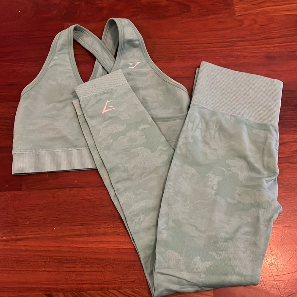 GYMSHARK SET